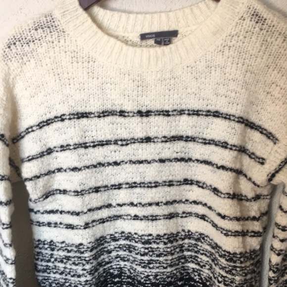 Vince Textured Stripe Wool Blend Sweater - Picture 4 of 14